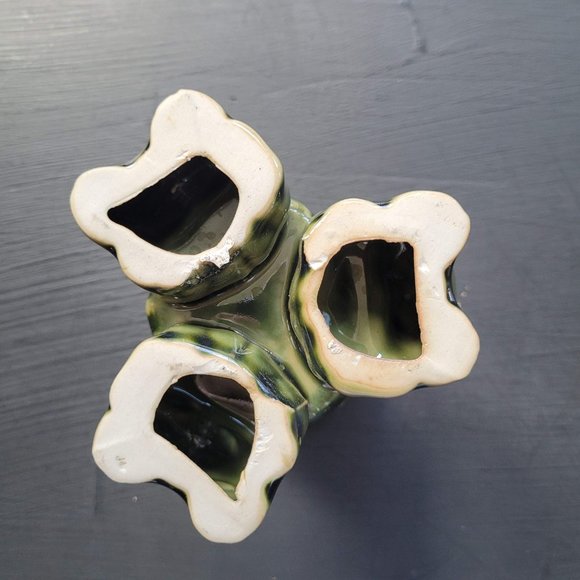 Small Avocado Green Frog Planter Vase Utensil Holder - Picture 8 of 10